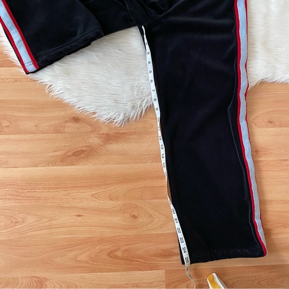 St John Sport Tracksuit - Picture 15 of 16